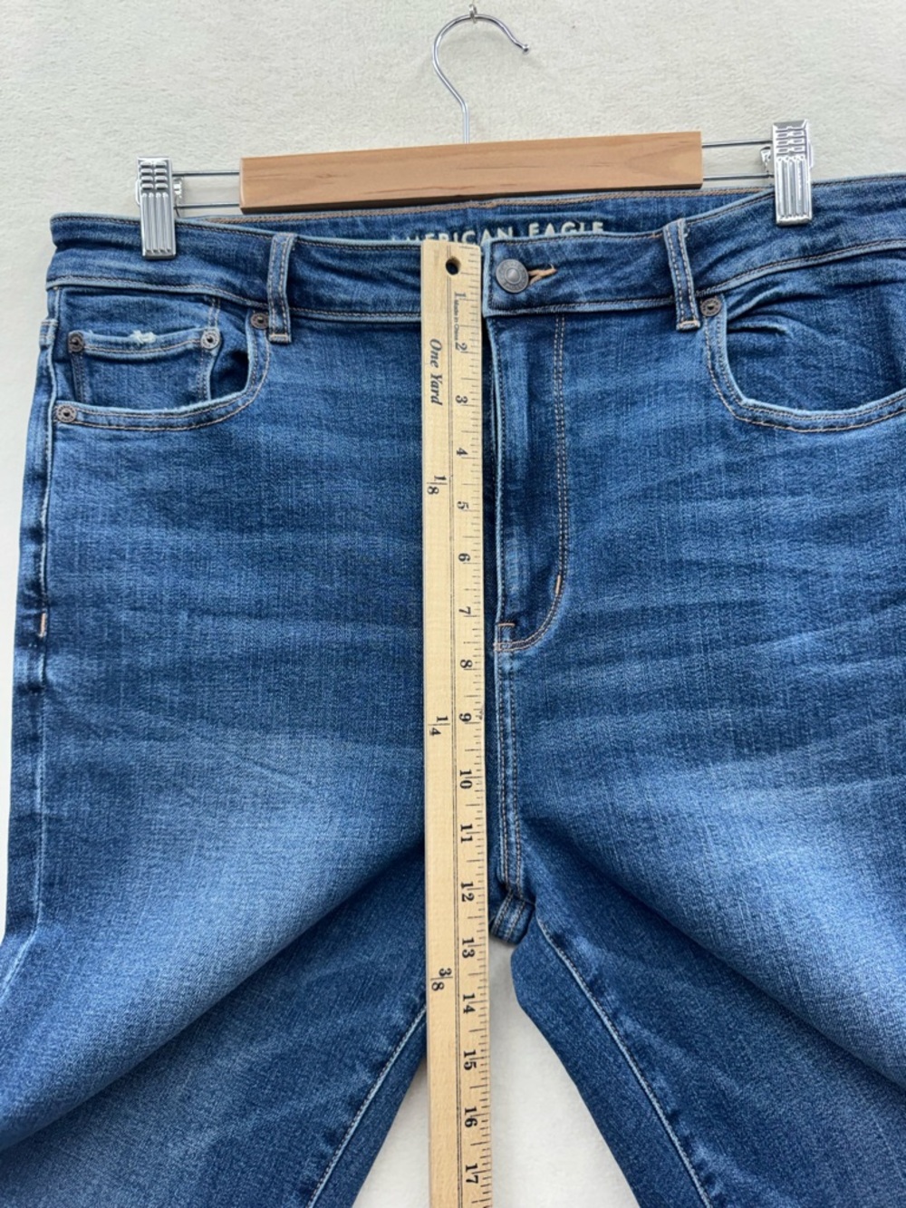 American Eagle Women’s 14 Super High-Rise Flare Jeans NWT - Picture 5 of 10